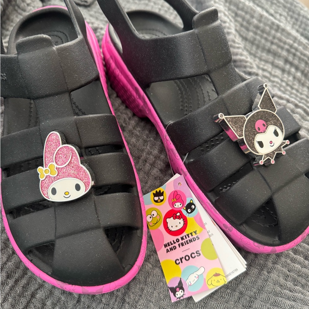 NWT CROCS Sanrio My Melody/Kuromi Stomp Sandal Platform W7/M5